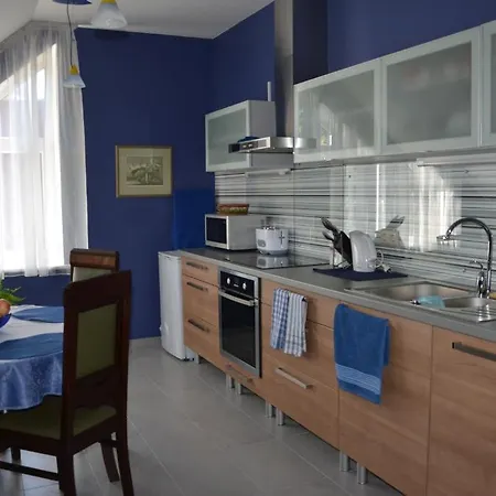 Classic Car Museum *