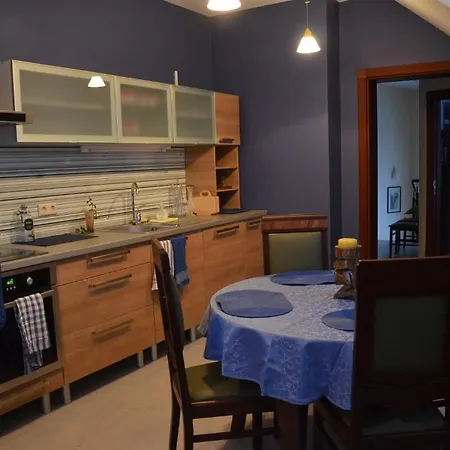 Classic Car Museum 아파트